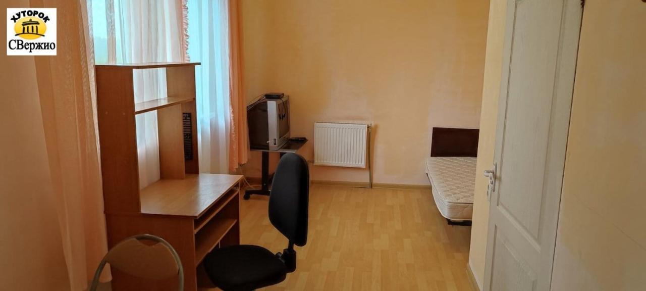 Khutorok Svergio Chesnovka Luaran gambar