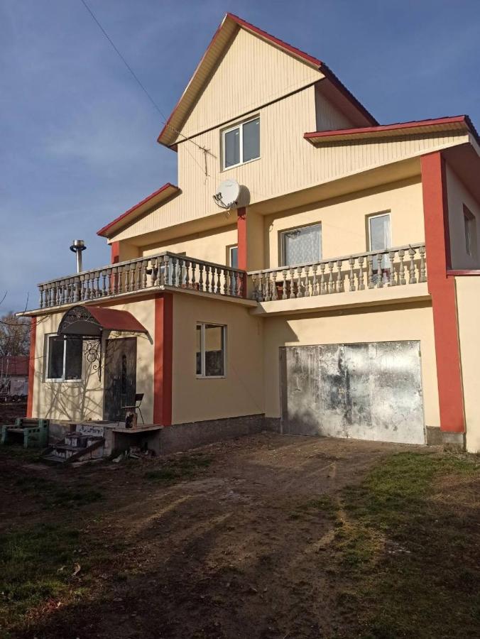 Khutorok Svergio Chesnovka Luaran gambar